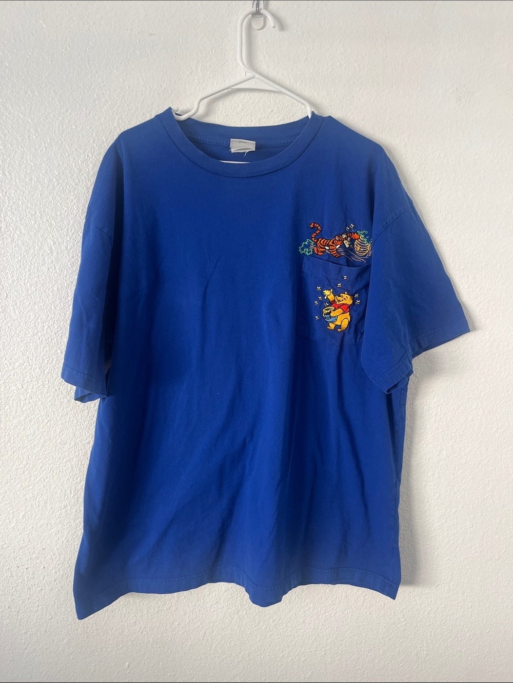 Disney Store Pooh Tiger Embroidered Short Sleeve Blue Size XXL